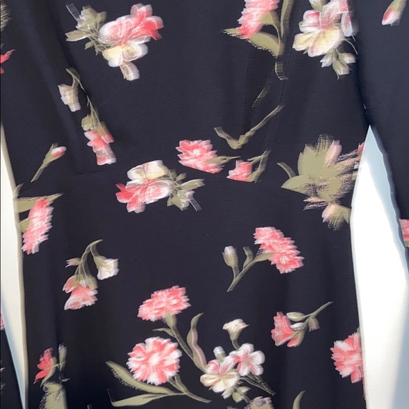 Lulu’s Kiefer Black floral minidress Size Small - Picture 8 of 14